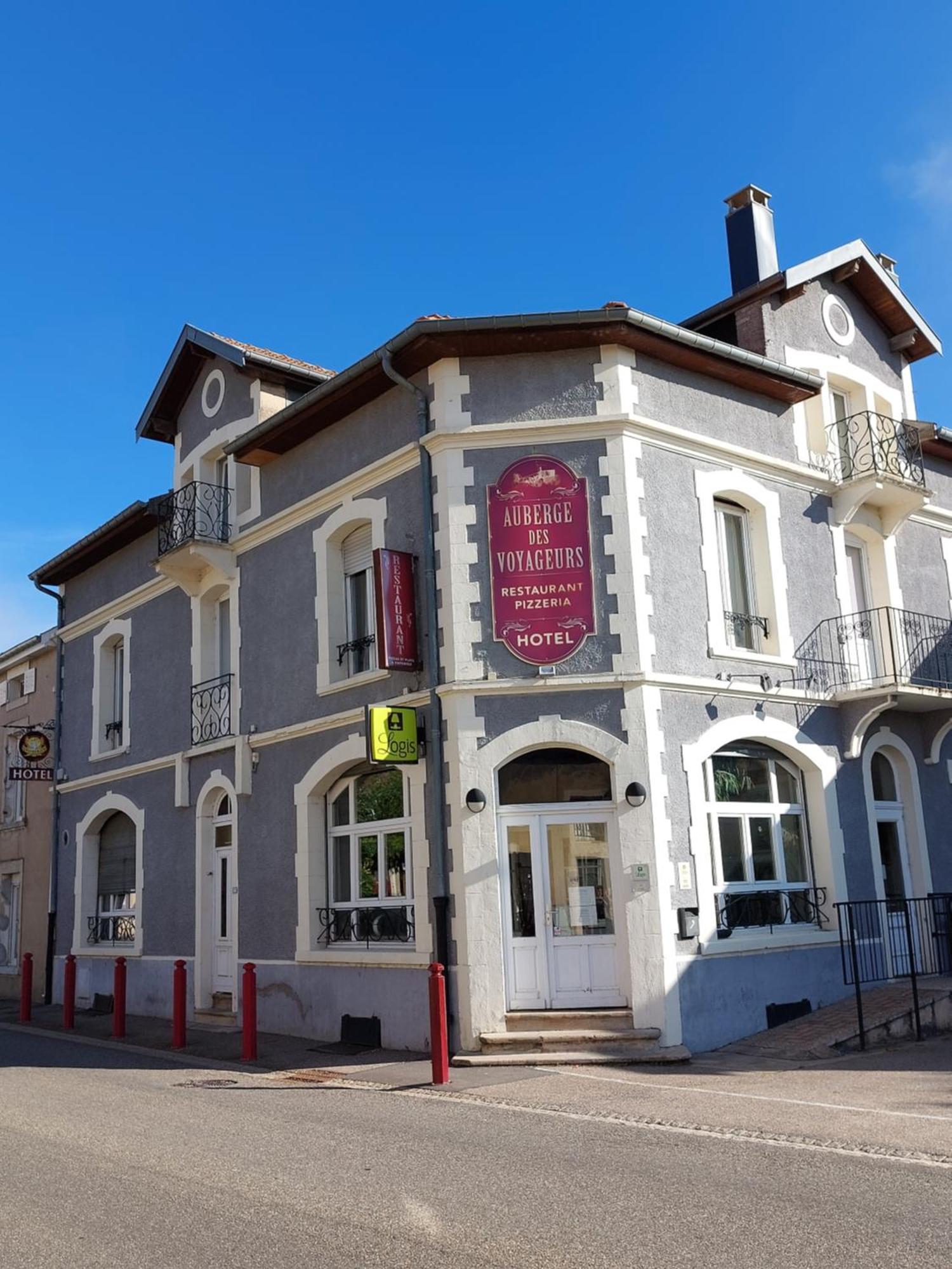 Logis Auberge Des Voyageurs Vandieres  Buitenkant foto