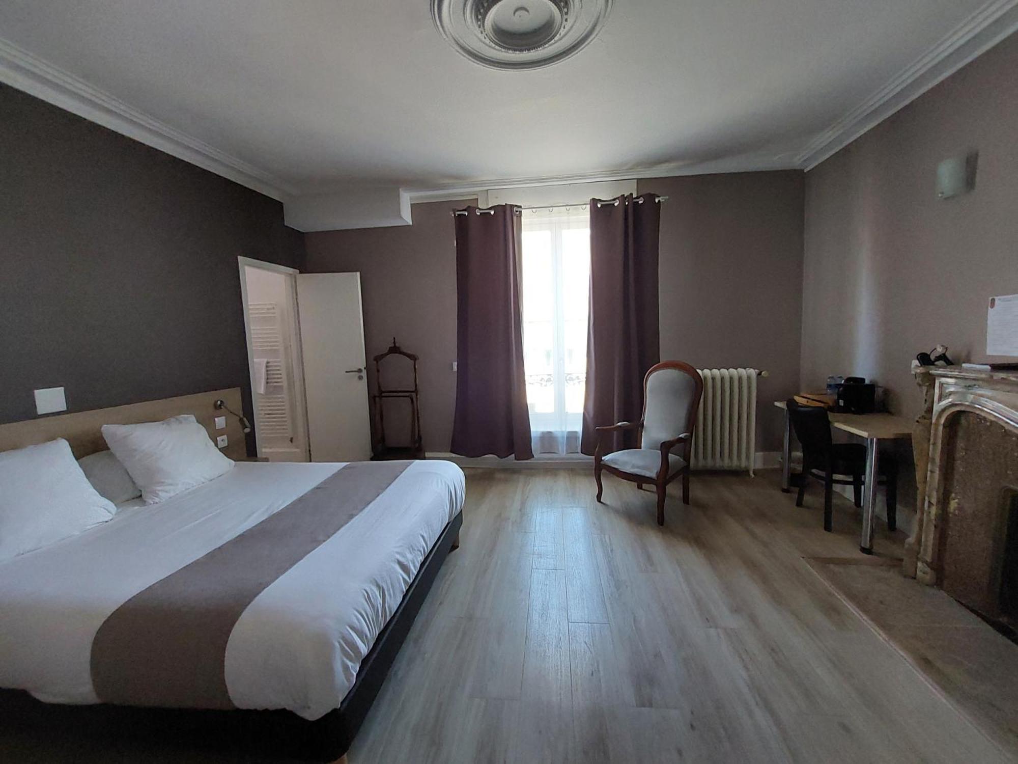 Logis Auberge Des Voyageurs Vandieres  Buitenkant foto