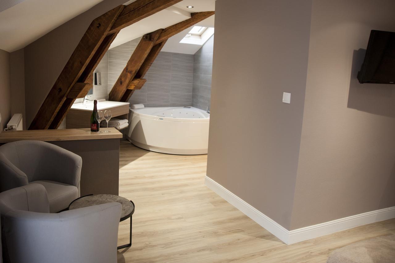 Logis Auberge Des Voyageurs Vandieres  Buitenkant foto